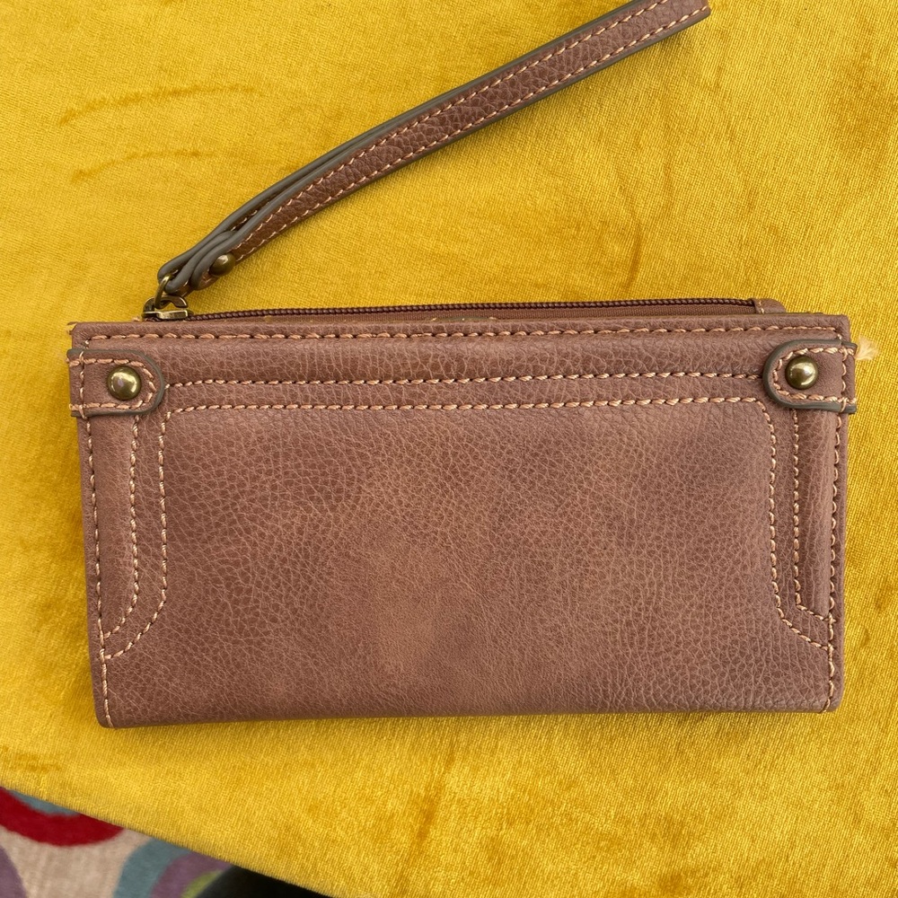 Justin Brown Leather Wallet 4” x 7” - Picture 3 of 7